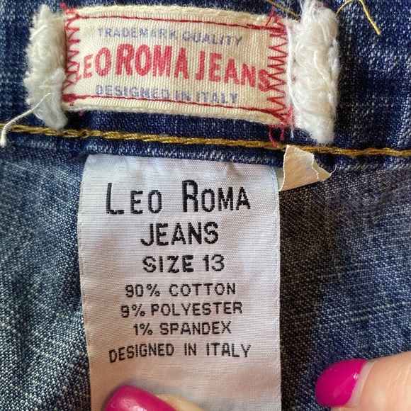 Leo Roma Leoroma Cropped Distressed Jeans Vintage Denim Butterfly Accents Sz 13 - Picture 9 of 9
